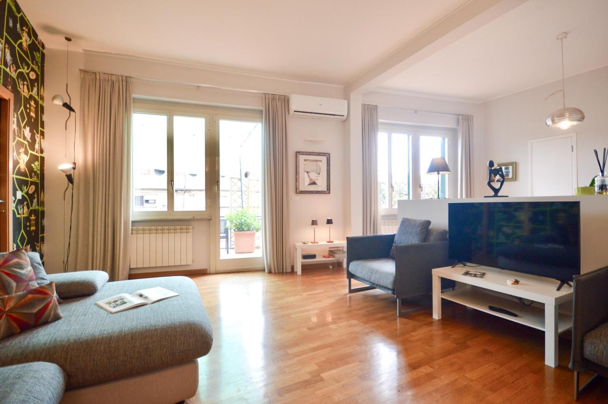 Splendido Attico A Apartamento Roma